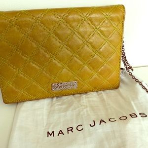Marc Jacobs wallet on chain / woc