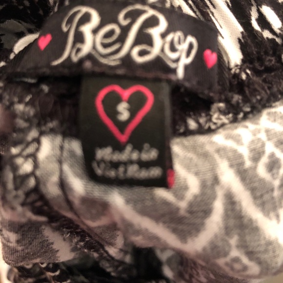 Adorable black and white shorts! - Picture 3 of 3