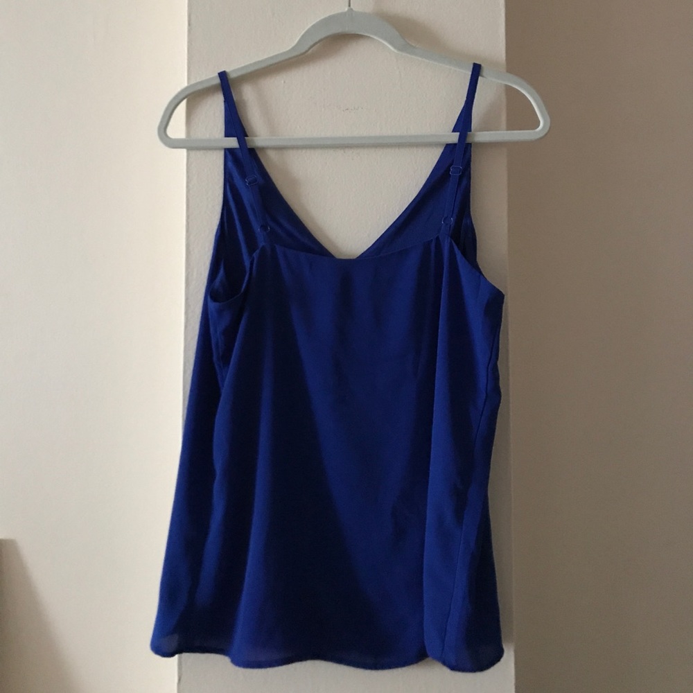Express Tank Top - Picture 2 of 3