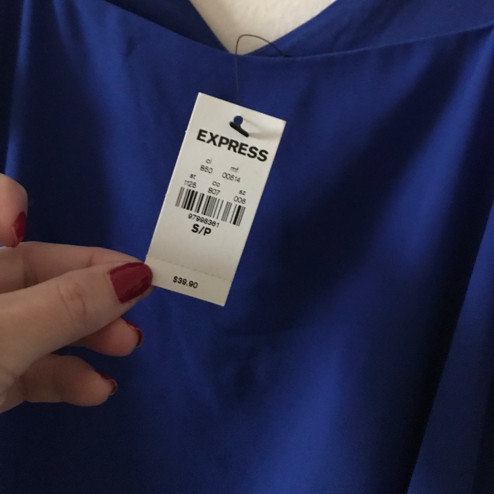 Express Tank Top - Picture 3 of 3