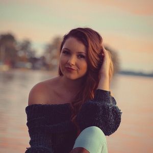 Meet your Posher, Haley