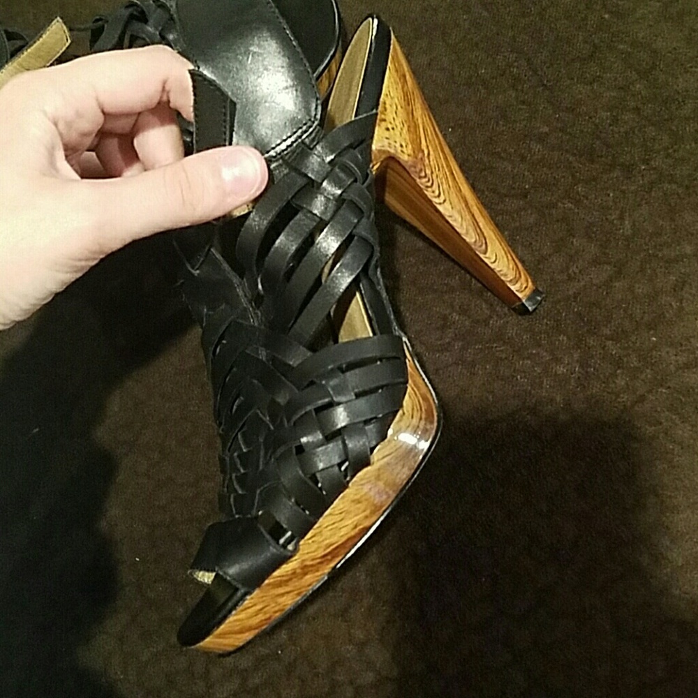 Jessica Simpson Scrappy heels