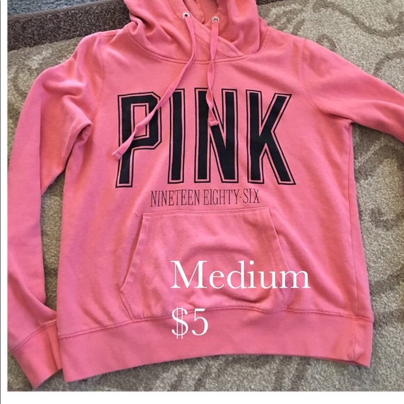 Clothes - Picture 2 of 8