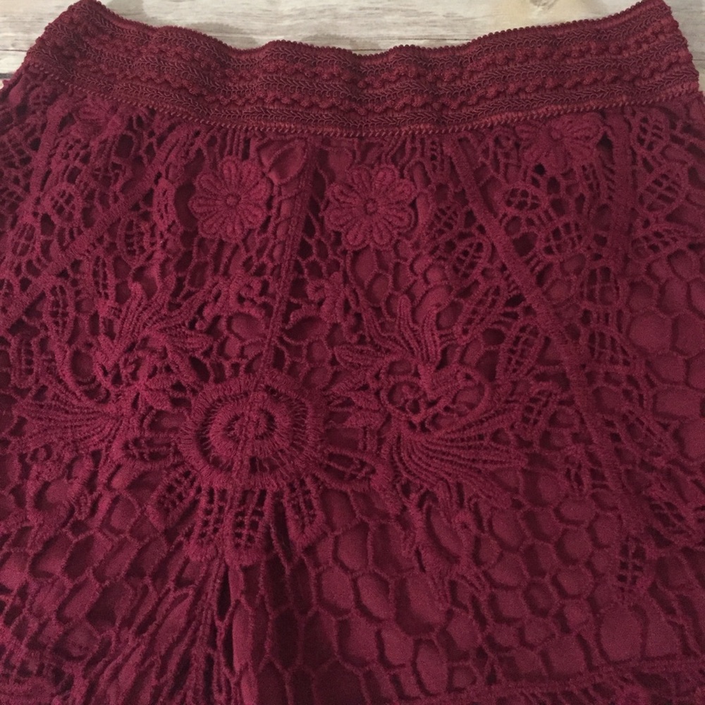 Sz Large Rue 21 Burgundy Lace Shorts - Picture 2 of 4
