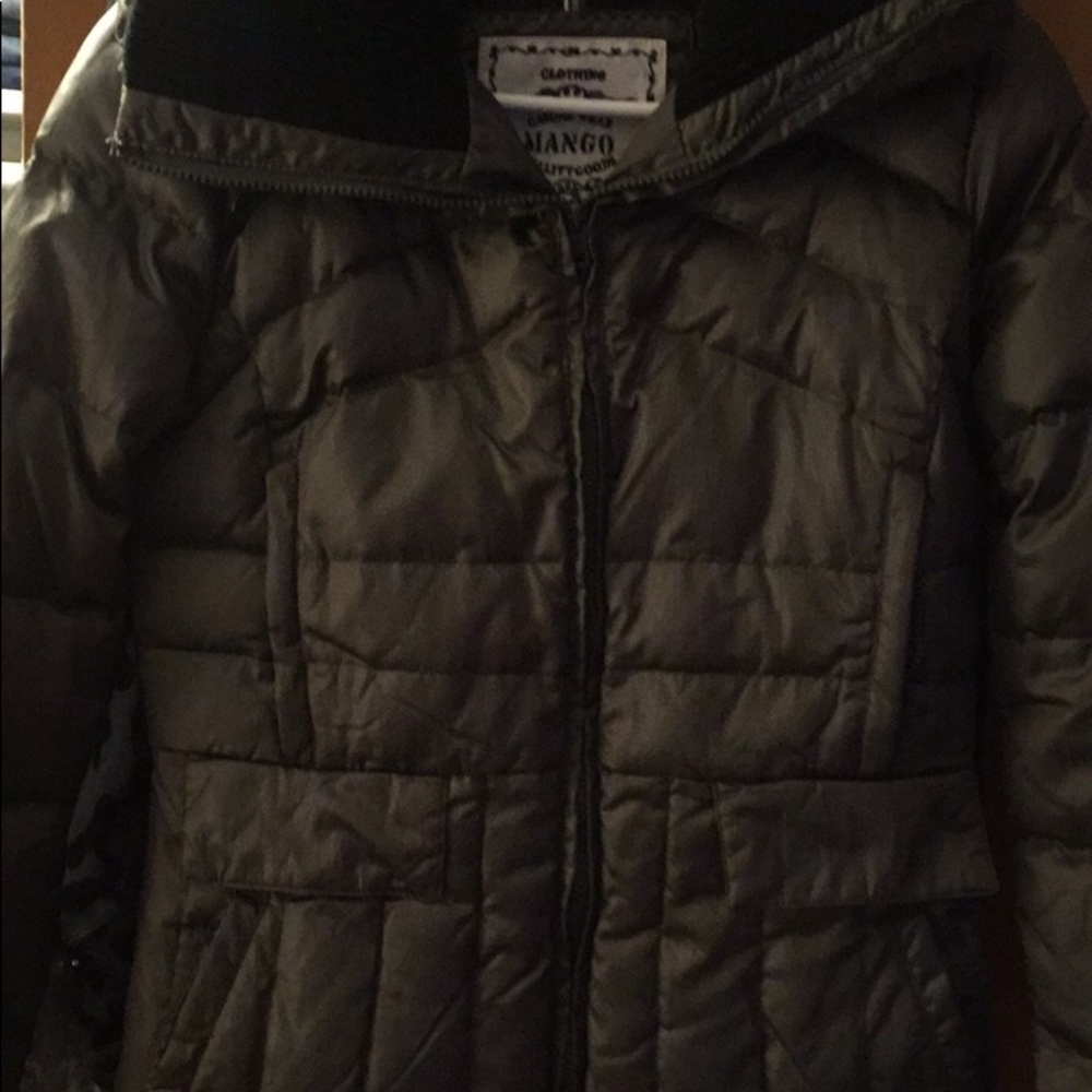 Coat olive green color