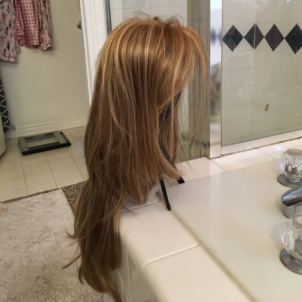 Louis Ferre long blond wig