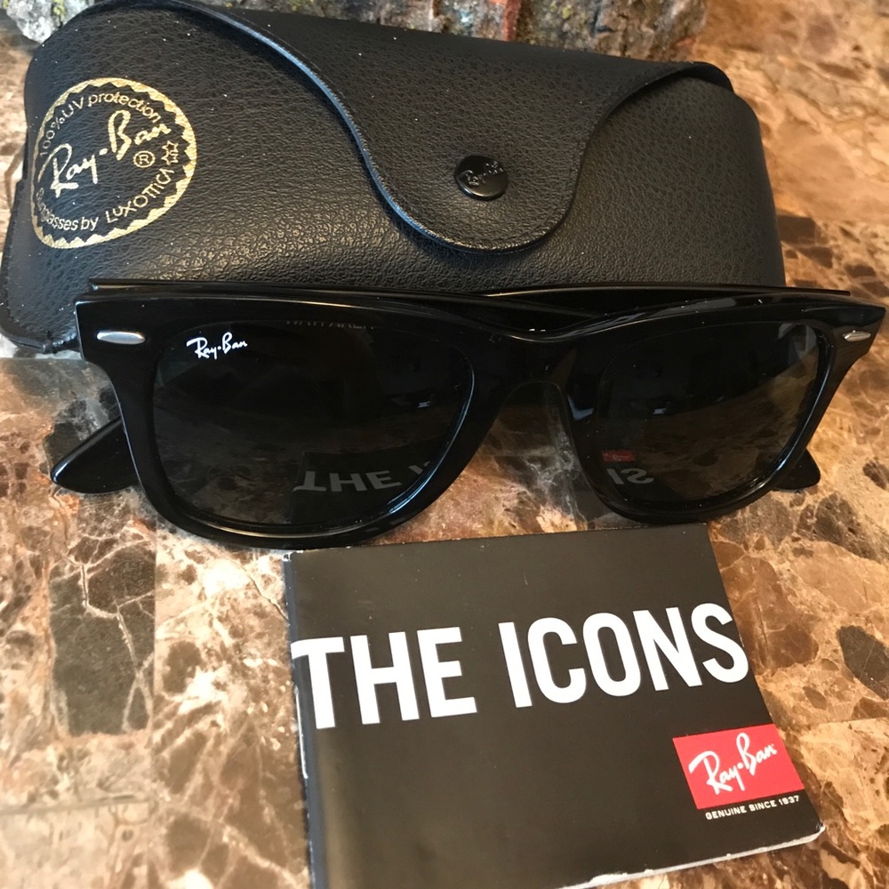 RayBan Wayfarer Sunglasses