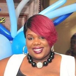 Meet your Posher, Jewel