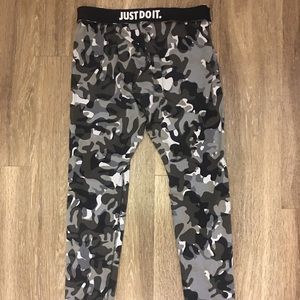 Nike leggings