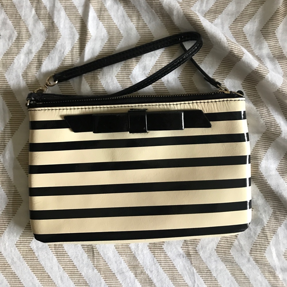 Kate spade wristlet