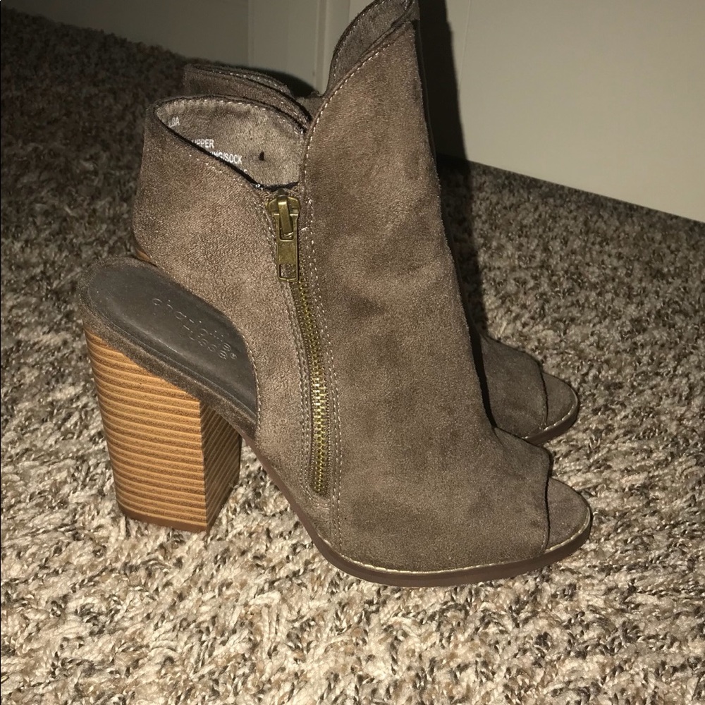 Open toe bootie