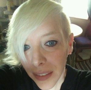 Meet your Posher, Teresa