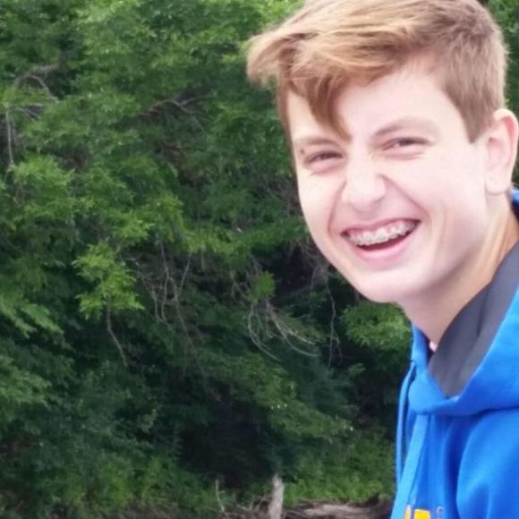 Meet your Posher, Max - Picture 1 of 1