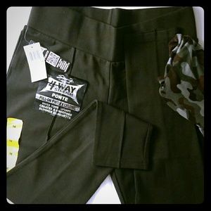 Pull-on Pintuck Leggings