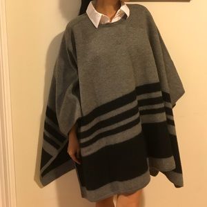 ‼️last day‼️ Kate spade stripe poncho