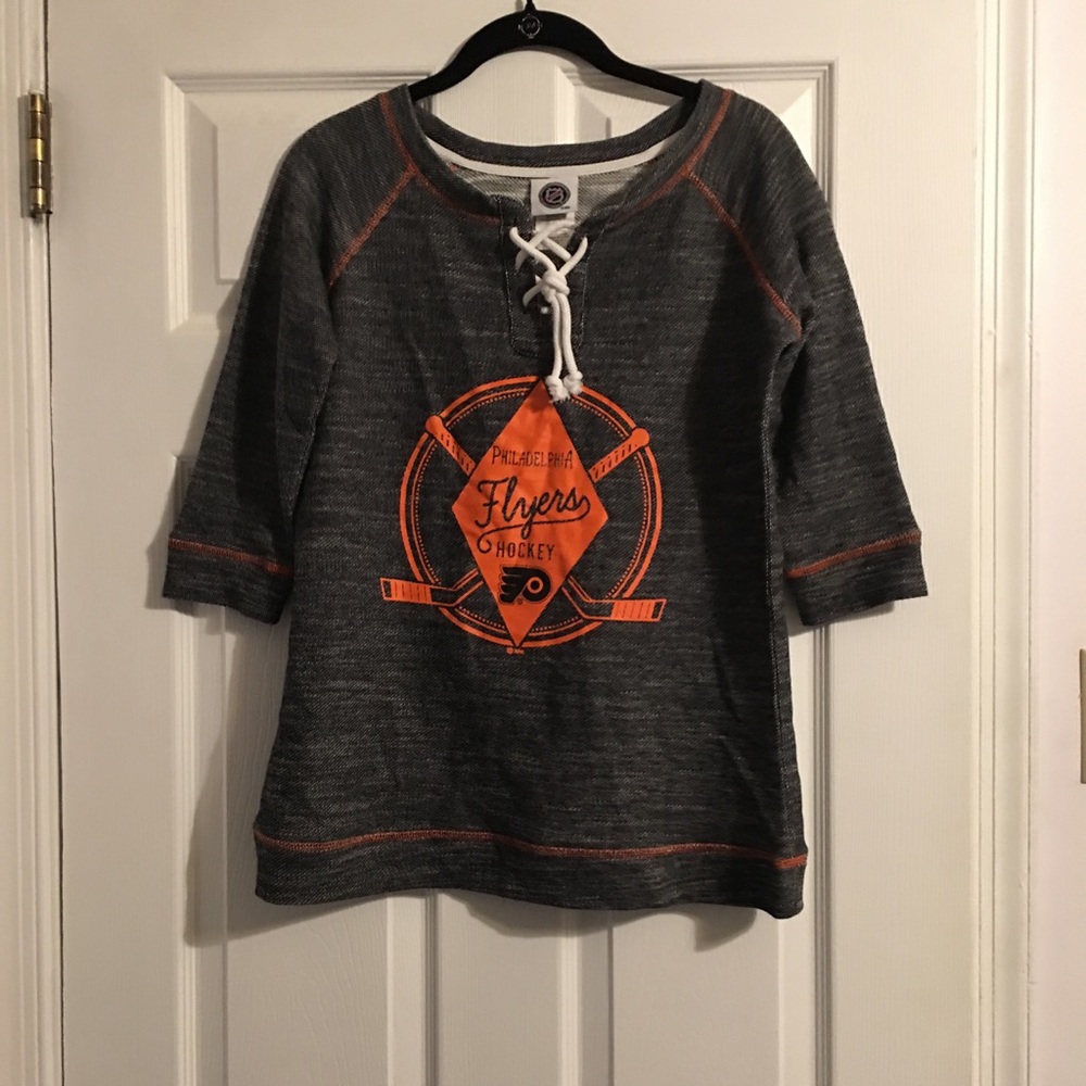 NHL Flyers 1/4 Sleeve Top