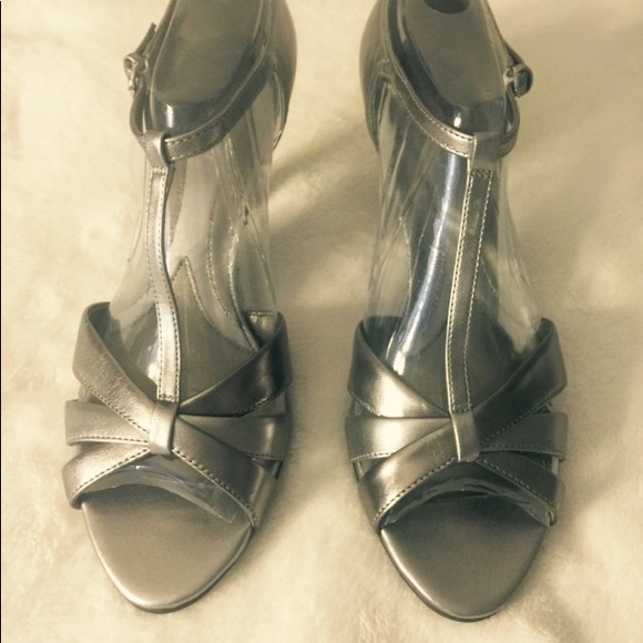 Naturalizer Shoes - Picture 5 of 5