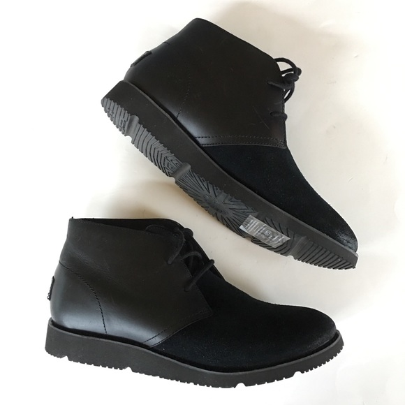 NEW UGG black ankle chukka boots warm winter 39.5 - Picture 2 of 8