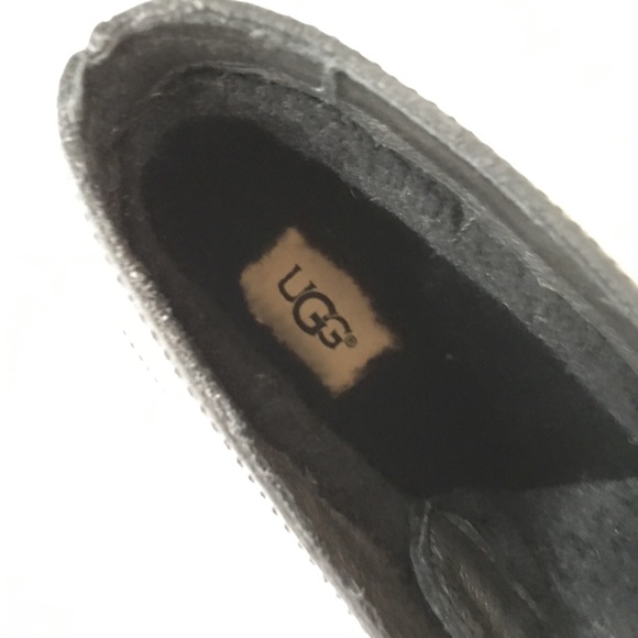 NEW UGG black ankle chukka boots warm winter 39.5 - Picture 5 of 8