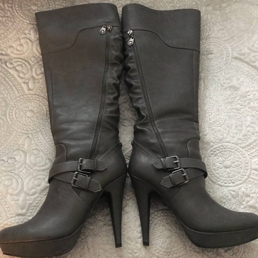 Guess boots