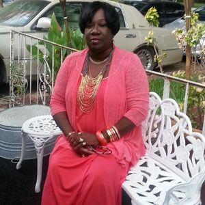 Meet your Posher, Brenda