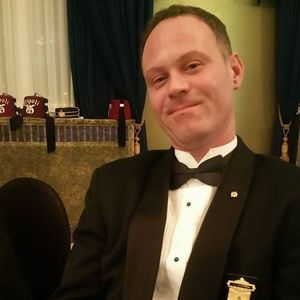 Meet your Posher, Joel