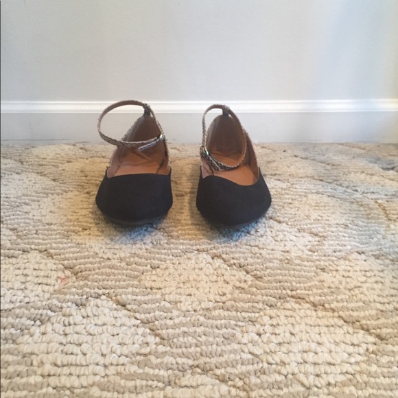 GAP pointed flats - Picture 4 of 5