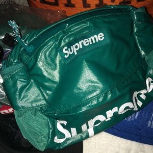 AUTHENTIC SUPREME FANNY PACK
