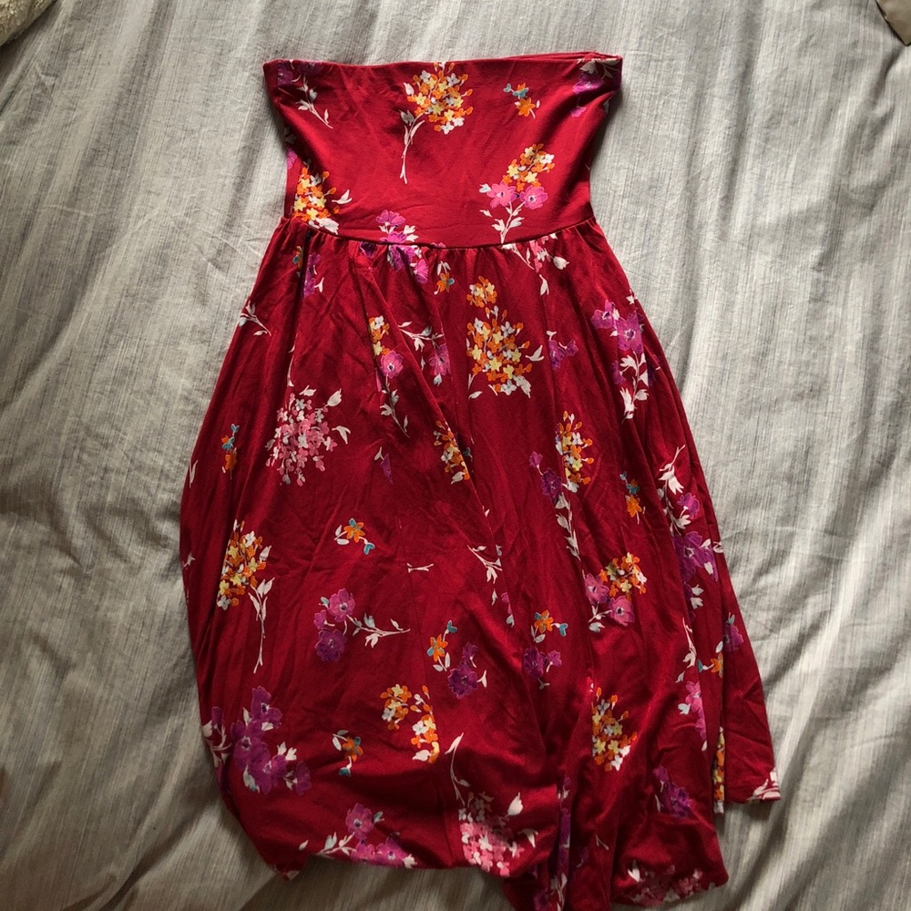 Strapless Express dress