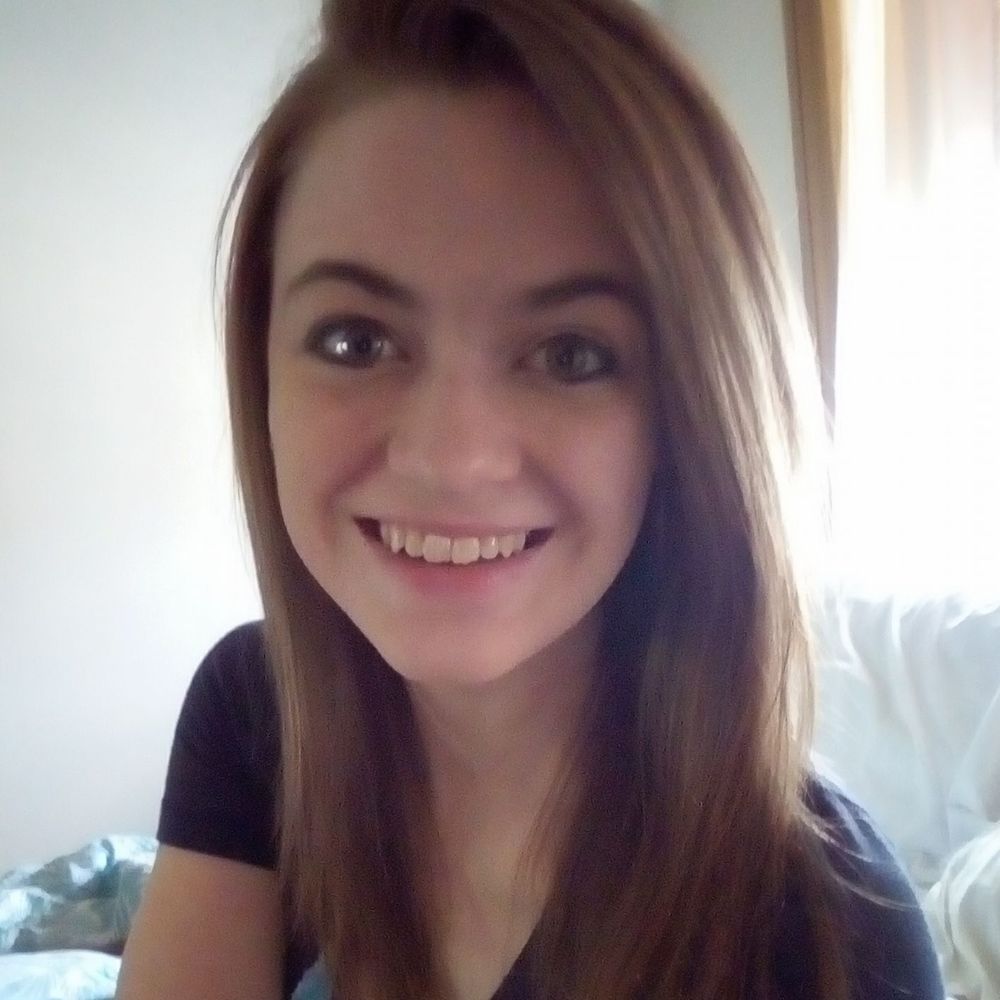 Meet your Posher, Alyssa