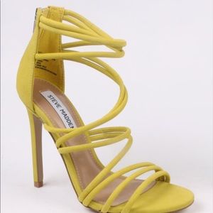 Sexy strappy sandals!