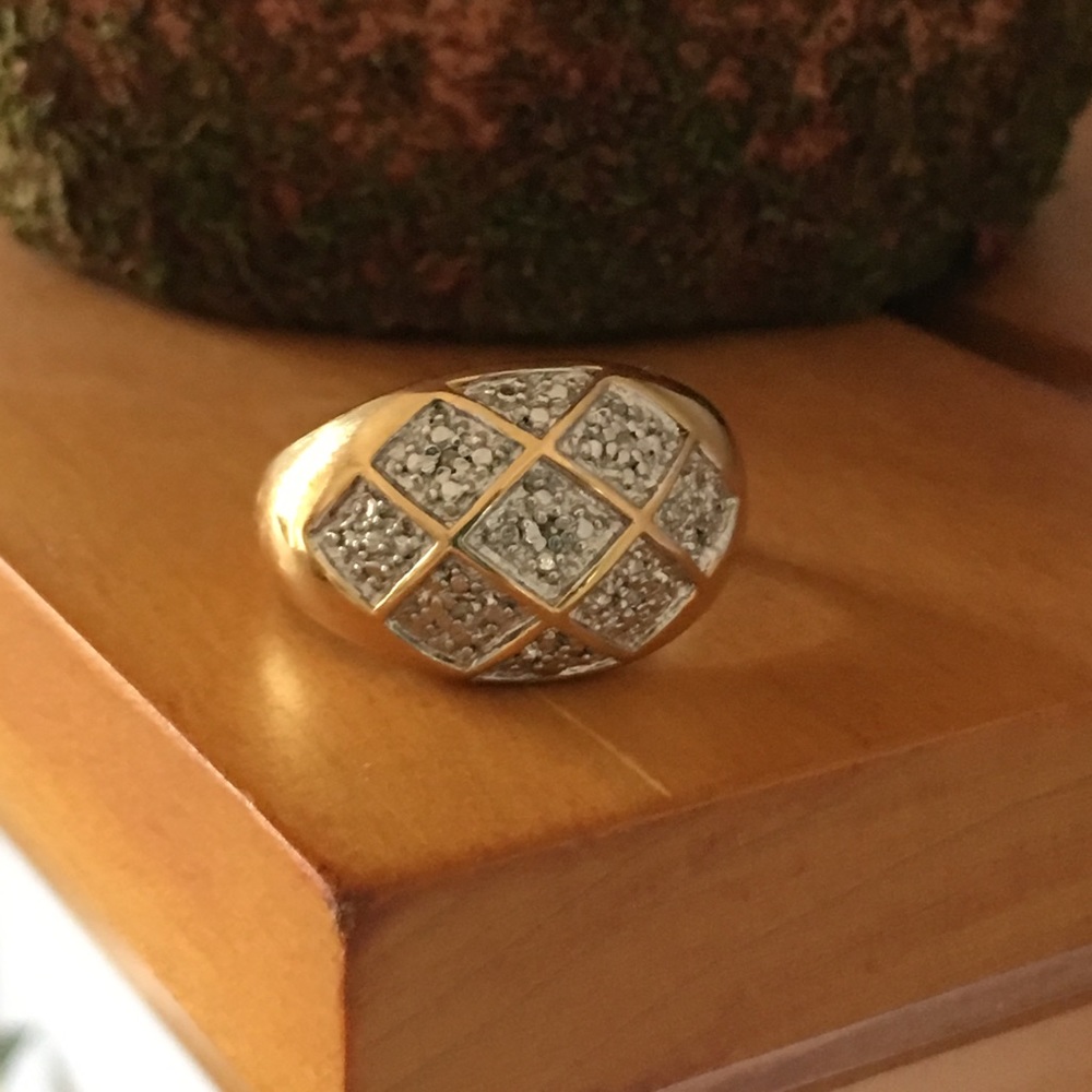 Diamond-pattern ring 🎀 - Picture 2 of 7