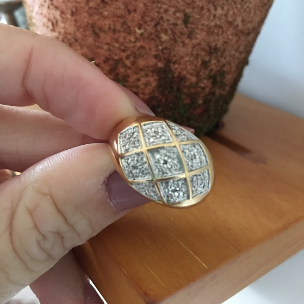 Diamond-pattern ring 🎀 - Picture 4 of 7