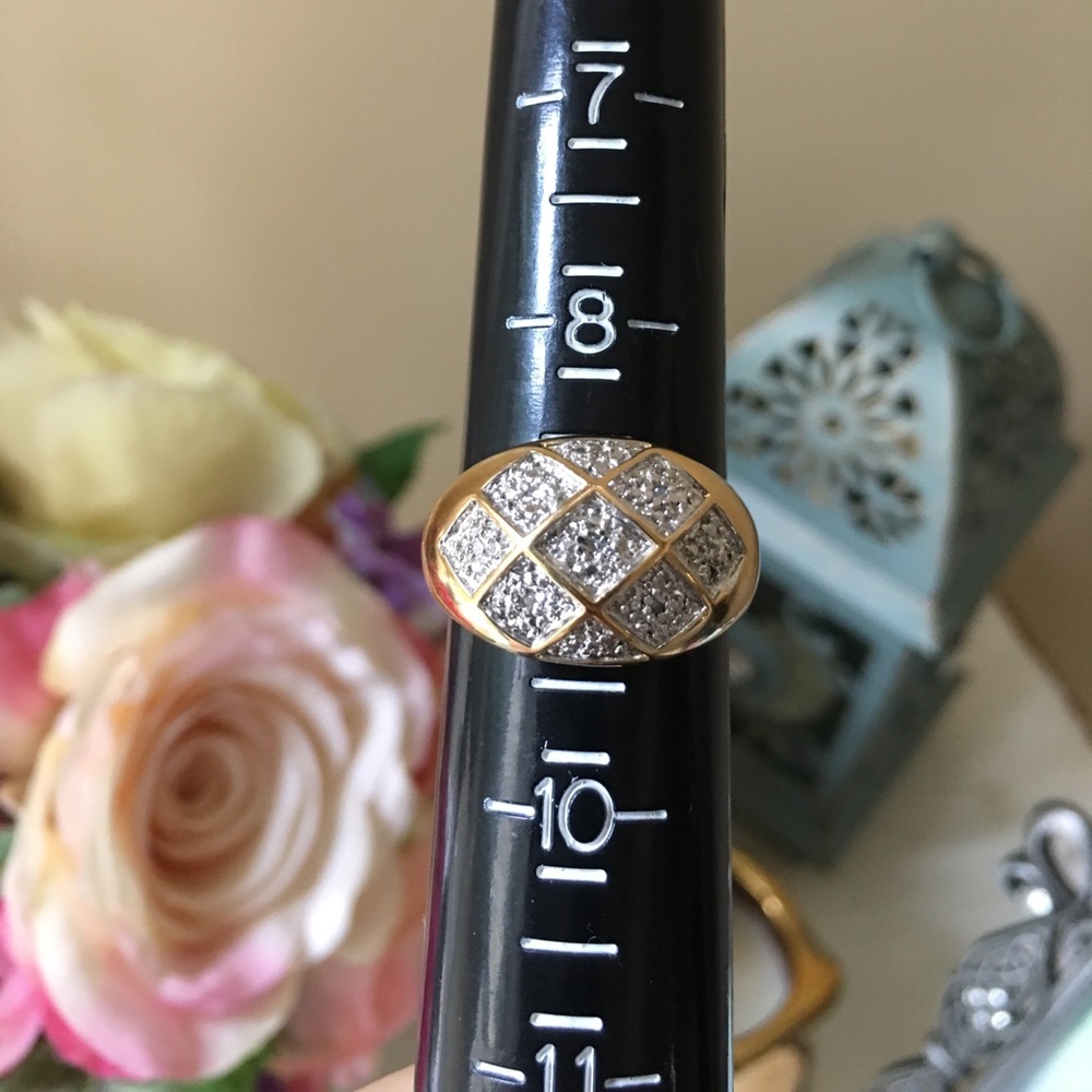 Diamond-pattern ring 🎀 - Picture 7 of 7