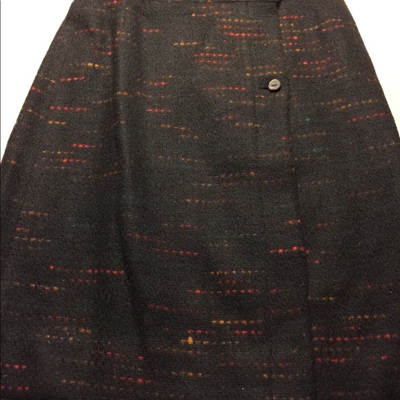 KRIZIA SUIT, Jacket & Skirt - Picture 4 of 7