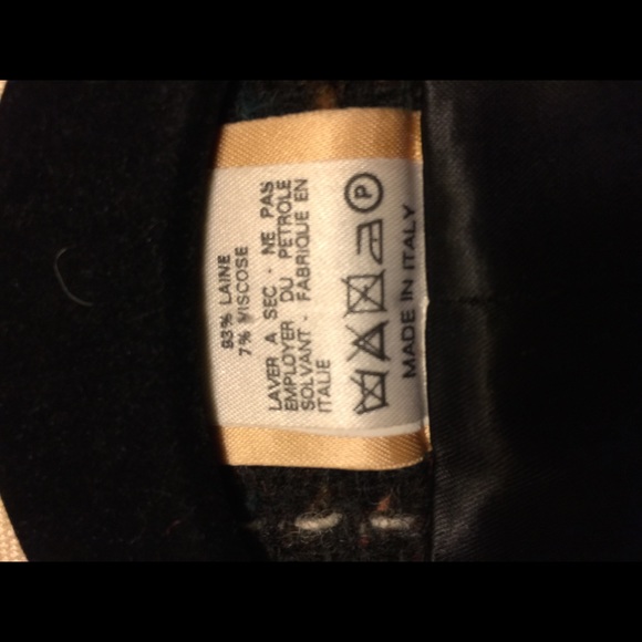 KRIZIA SUIT, Jacket & Skirt - Picture 7 of 7