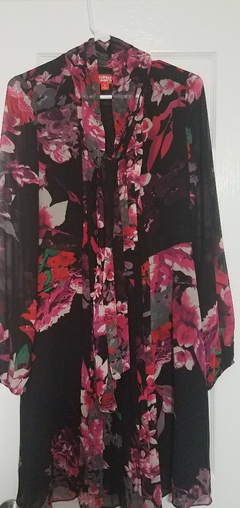 Amazing dress. Beautiful and flirty