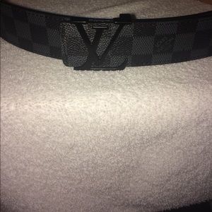 LOUIS VUITTON BELT