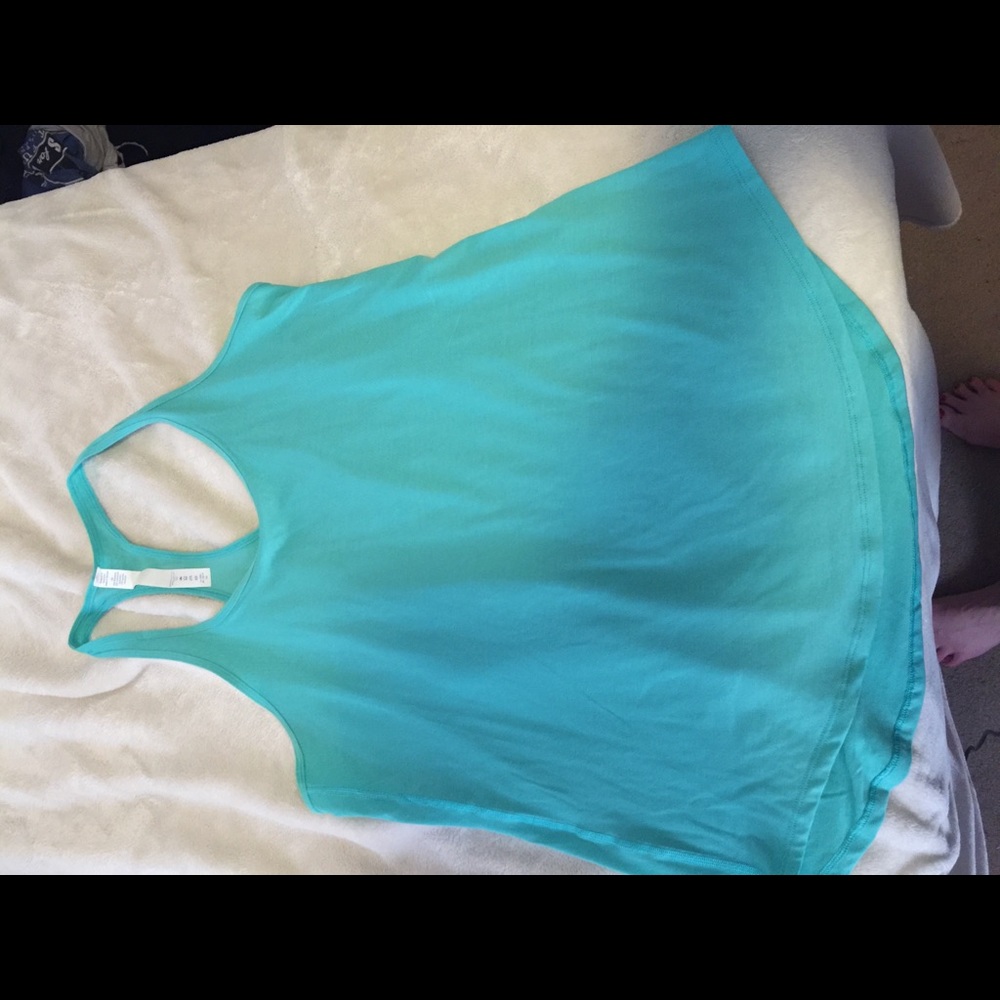 NWT - Lululemon Tech Mesh - Size 8