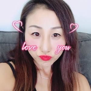 Meet your Posher, Yiyoung