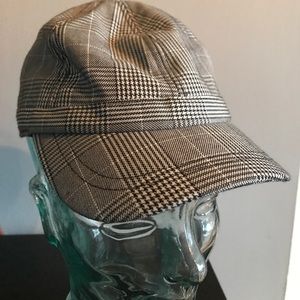 Houndstooth cap