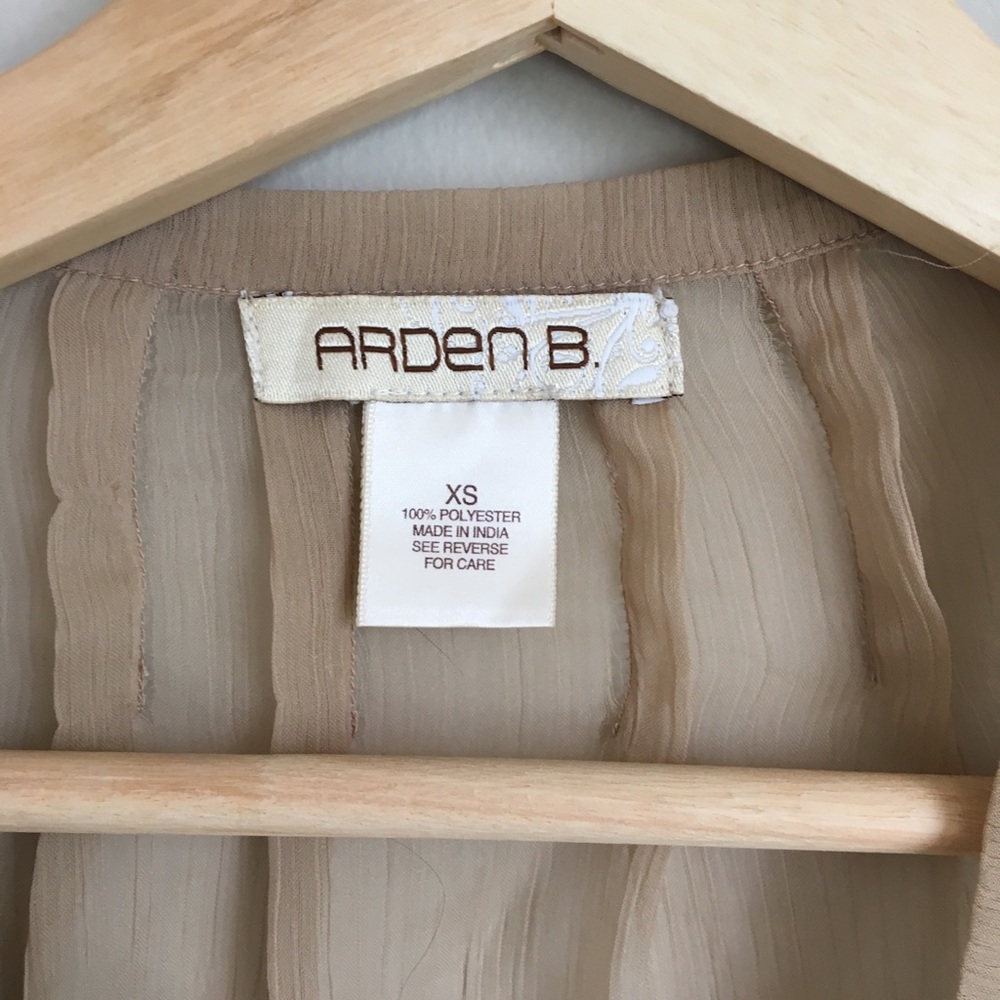 Arden B Sheer Top - Picture 5 of 5