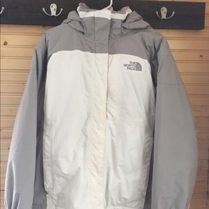 Women’s North Face Jacket (L)