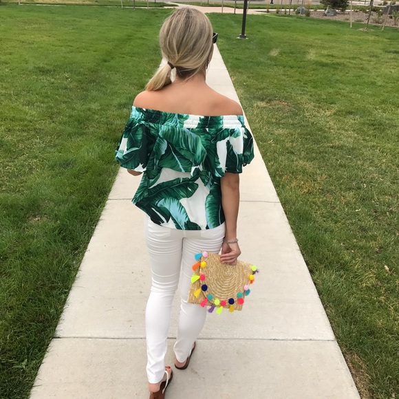 Last One 🎉 Palm Leaf Top - Picture 3 of 3