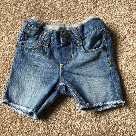 baby cut off jean shorts