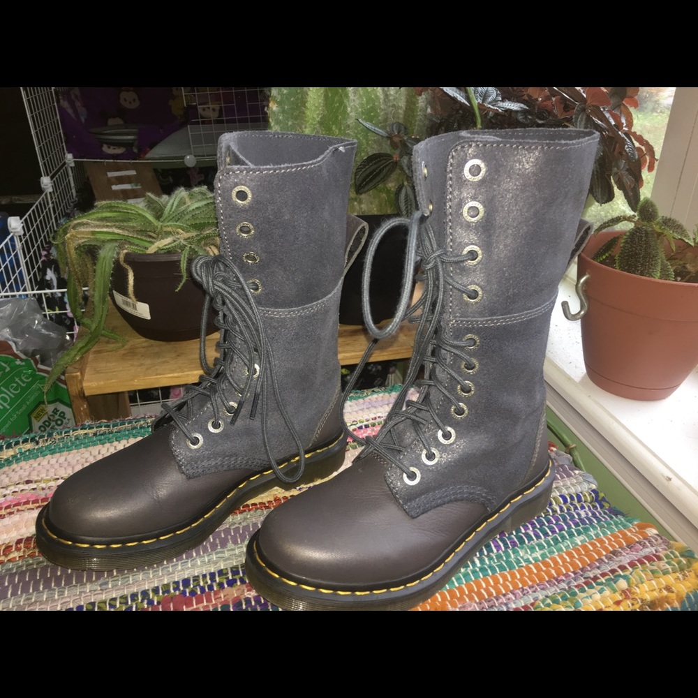 Dr. Martens Hazil Boots