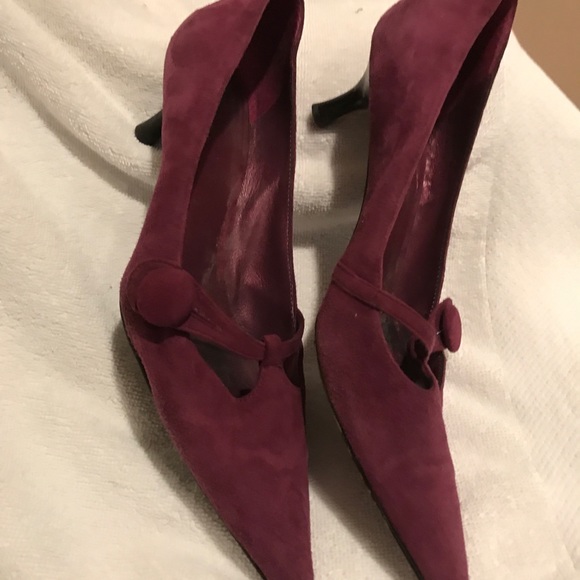 BCBG Suede Pumps - Picture 2 of 3