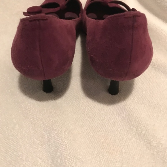 BCBG Suede Pumps - Picture 3 of 3