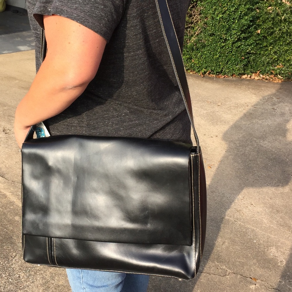 Wilson’s Leather Laptop Bag