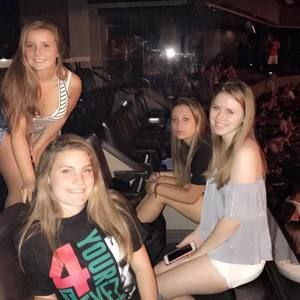 Meet your Posher, Madison